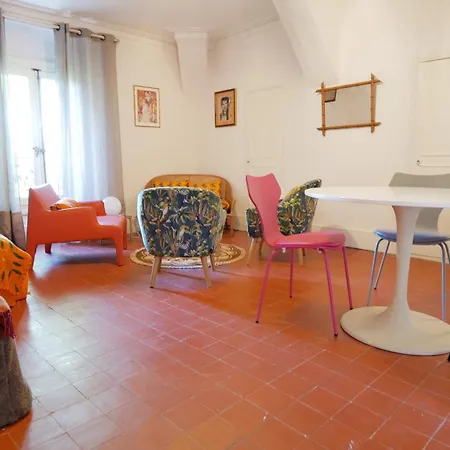 1 Dans Maison De Maitre